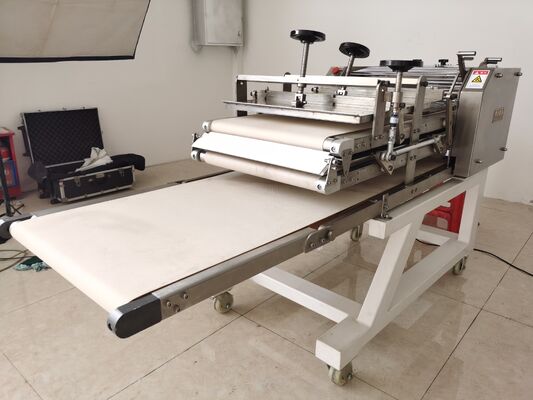 Buon prezzo 1.6 Kw Baguette Shaping Machine 20g a 500g Bread Forming Cutting Machine in linea
