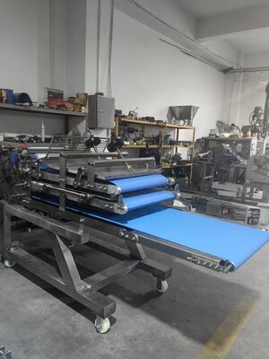 Buen precio 6000 piezas/hora Máquina para dar forma al pan de 750W, Máquina para dar forma a baguette de pan largo en línea